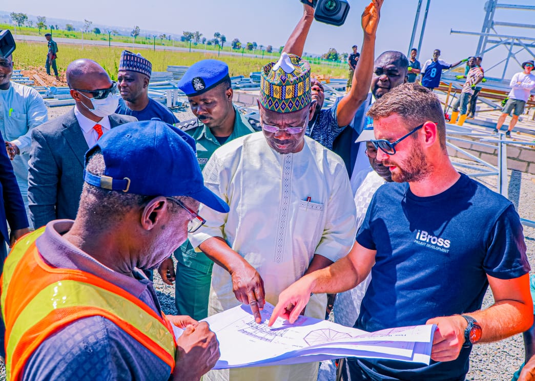 His Excellency, Engr. Abdullahi A. Sule inspects ongoing setting up of the Control Tower, at the Lafia Airport, on Tuesday, 1st November, 2022