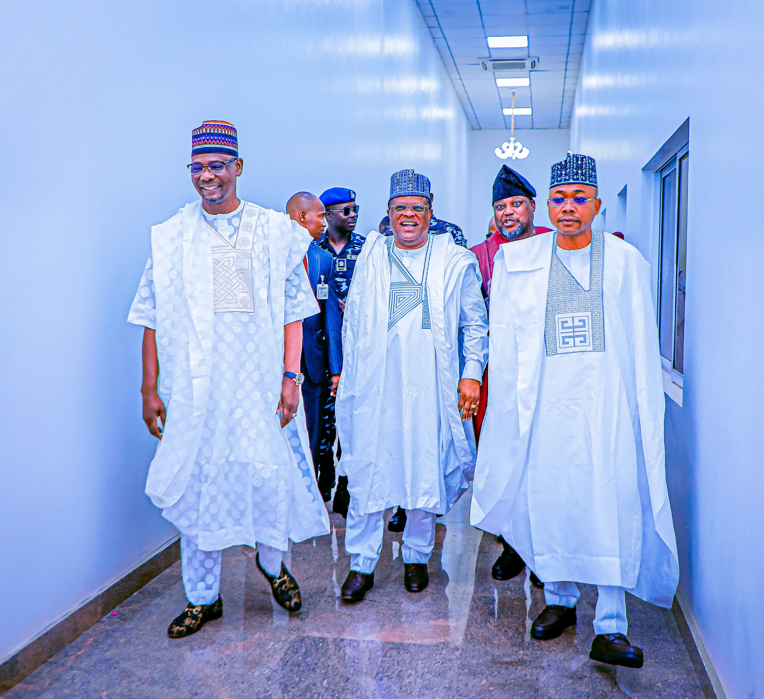 Chairman North Central Governors Forum and Nasarawa State Governor, His Excellency, Engr. Abdullahi A. Sule hosts Governors from the zone, the Hon. Minister of Works, H.E Dave Umahi and other Stakeholders’ for an Engagement on the Alignment of Superhighway for the Renewed Hope Legacy infrastructure project.  The project comprises the following;  Nasarawa State (95km), Kogi (111km) Benue (66km) and FCT(12km), 284 km out of the 477km  Government House, Lafia.   Friday, 5th July, 2024